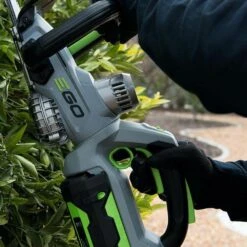 Pack Taille-haies Arbustes Batterie Et Chargeur Inclus Lamier 51cm Ego Ht5100e 11 Pack Taille-haies Arbustes Batterie Et Chargeur Inclus Lamier 51cm Ego Ht5100e -Jardinage Fournitures Soldes 63503ef33dedb2.51511490