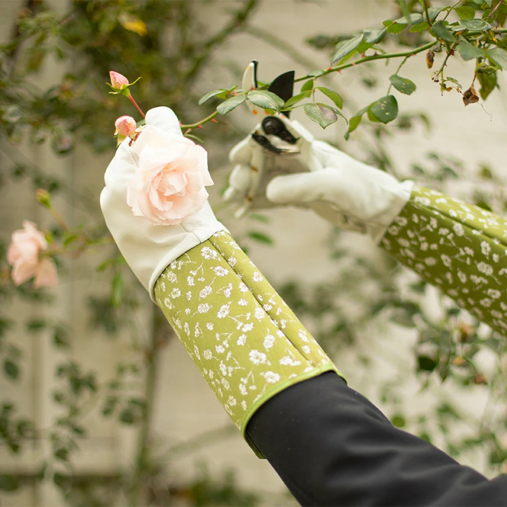 ESSCHERT DESIGN Gants Imprimé Floral Pour épineux 5 ESSCHERT DESIGN Gants Imprimé Floral Pour épineux – Image 3