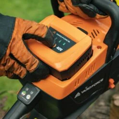 Yard Force - Tronçonneuse Sans-fil 40v Avec Guide-chaîne Oregon De 35cm, Batterie Et Chargeur - Ls G35 -Jardinage Fournitures Soldes 6455132a82f237.33658715