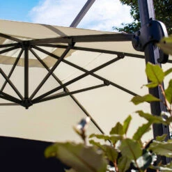Parasol Déporté 3x4m Et 4 Dalles Lestées Aluminium Blanc -Jardinage Fournitures Soldes 646e58d3cff739.96614546